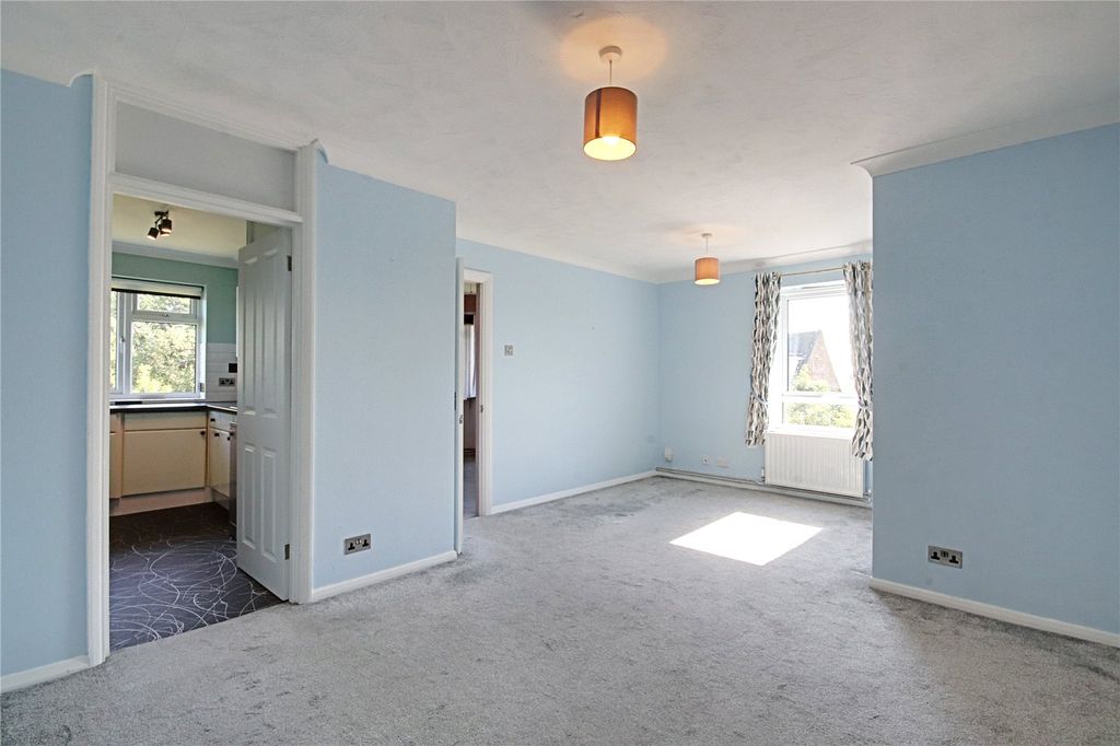 Property photo 2 of 11 Picture No. 10