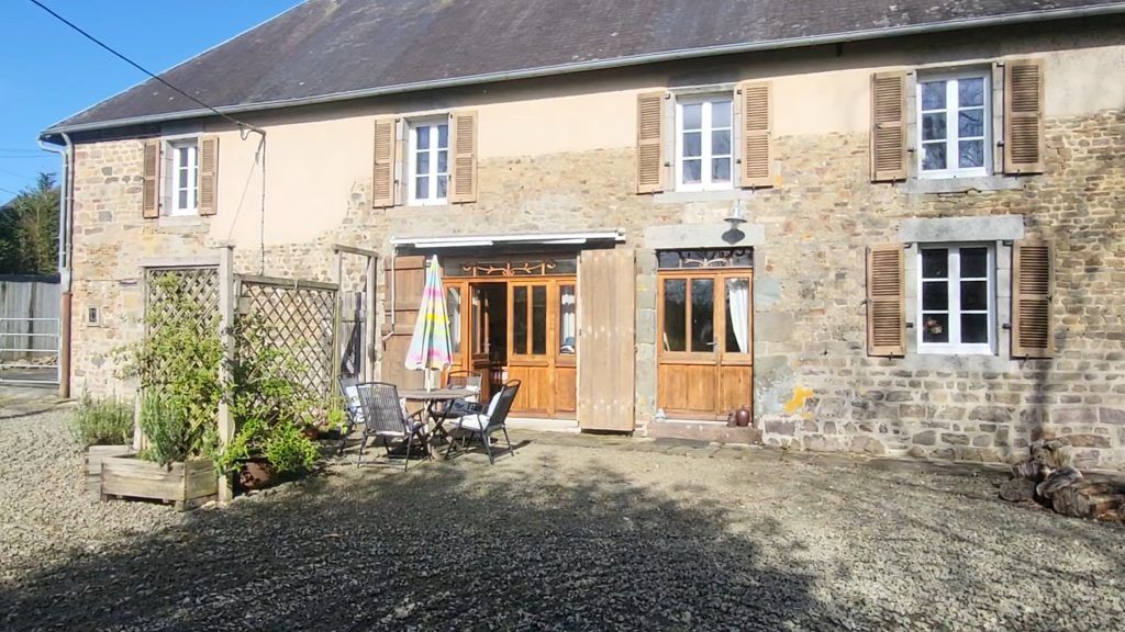Property photo 1 of 40