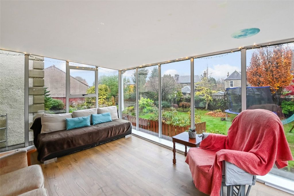 Property photo 3 of 22 Picture No. 10