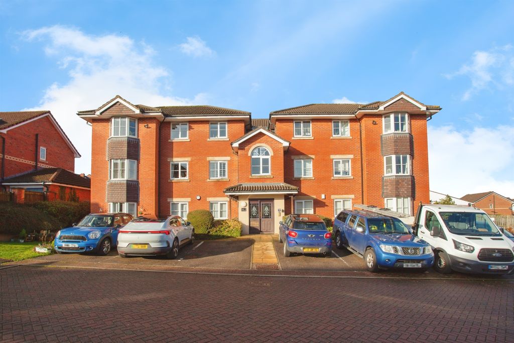 Property photo 1 of 11