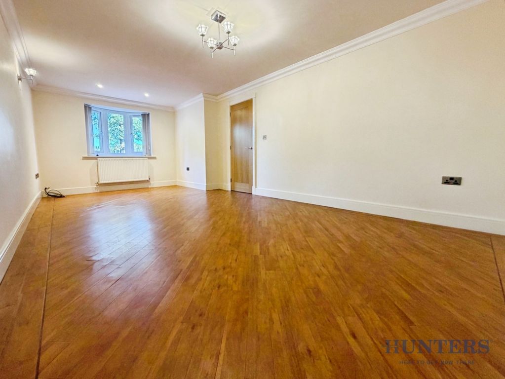 Property photo 3 of 22 Pbox-Img.Jpg