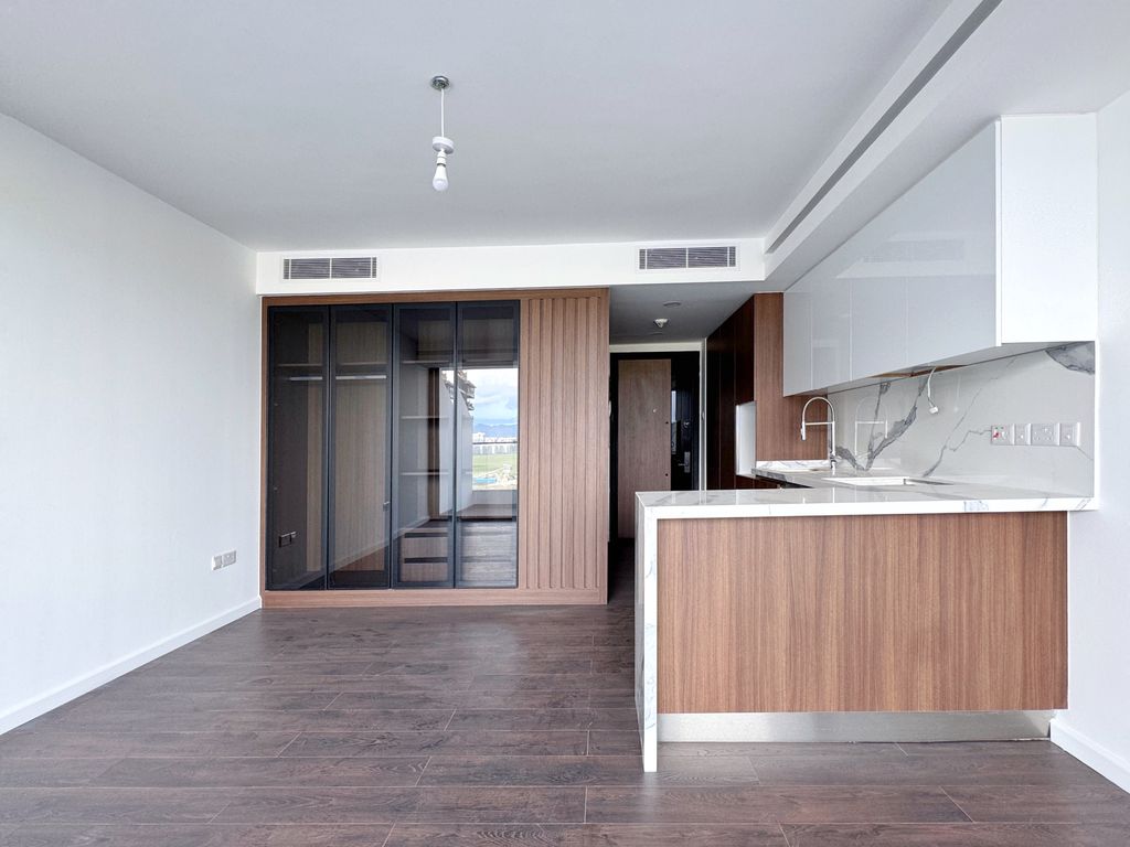 Property photo 1 of 37