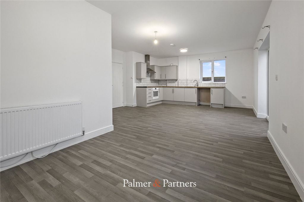 Property photo 1 of 7 Reception Room