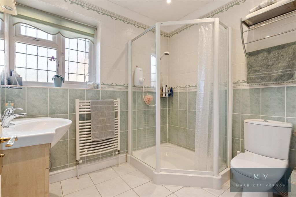 Additional image 11 of 5 bed detached house for saleWinchelsey Rise, South Croydon CR2