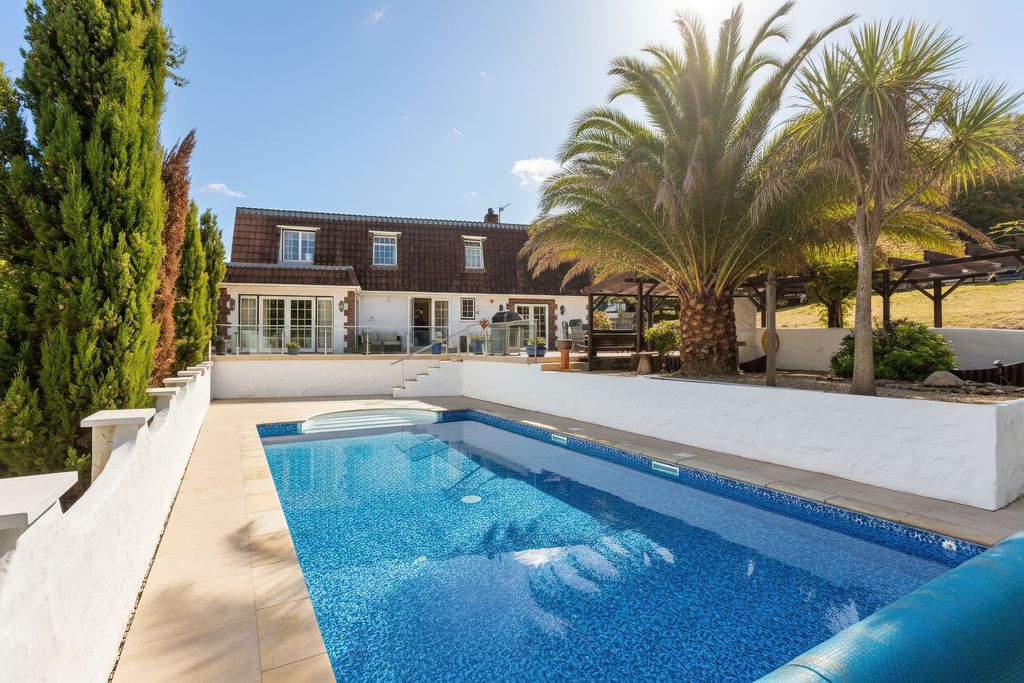 Additional image 6 of 5 bed detached house for saleLe Coin Hurel, Trinity JE3