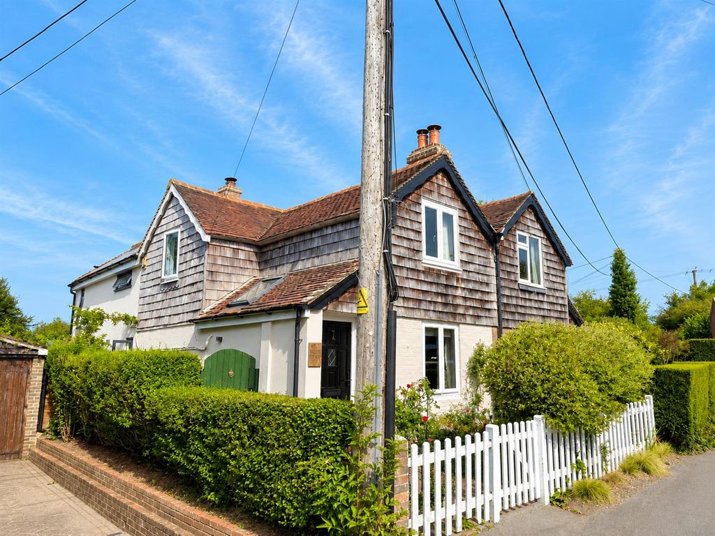 Property photo 1 of 28