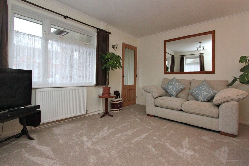 Property photo 3 of 13