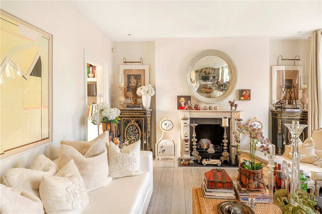 Property photo 3 of 21 Reception