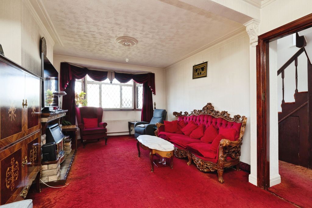 Property photo 1 of 22