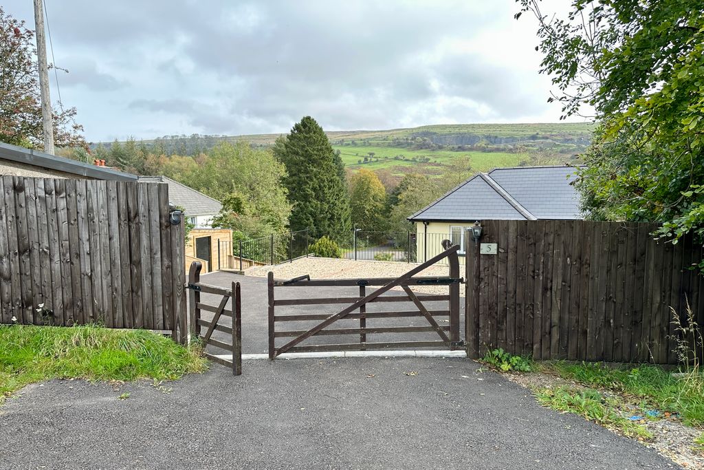 Additional image 9 of 3 bed semi-detached house for saleTaf Fechan Houses, Merthyr Tydfil CF48