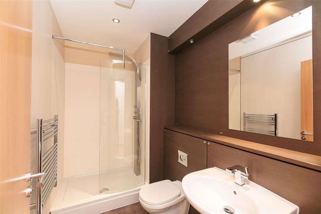 Property photo 3 of 9 Photo 3