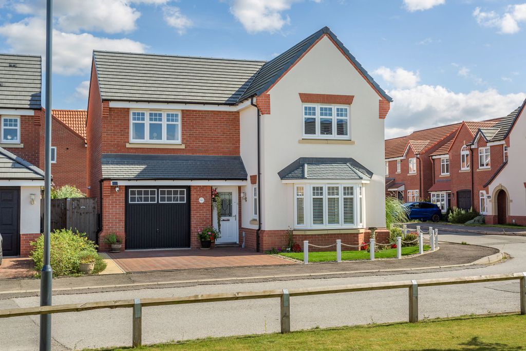 Property photo 2 of 29 Front A