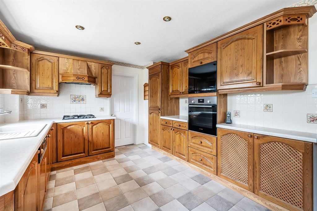 Property photo 3 of 14 .Ashwood-Park-31.Jpg