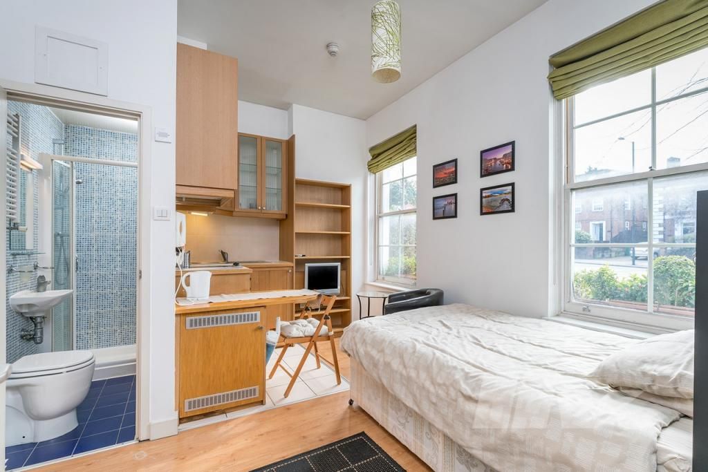 Property photo 1 of 7 Studio To Rent