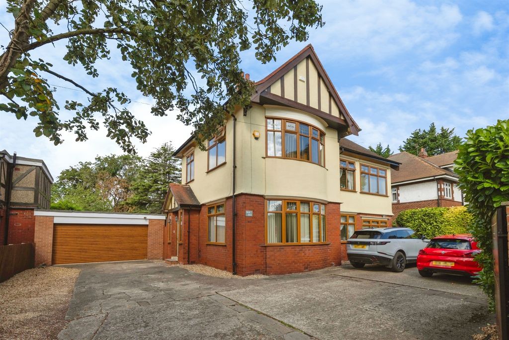 Property photo 1 of 36