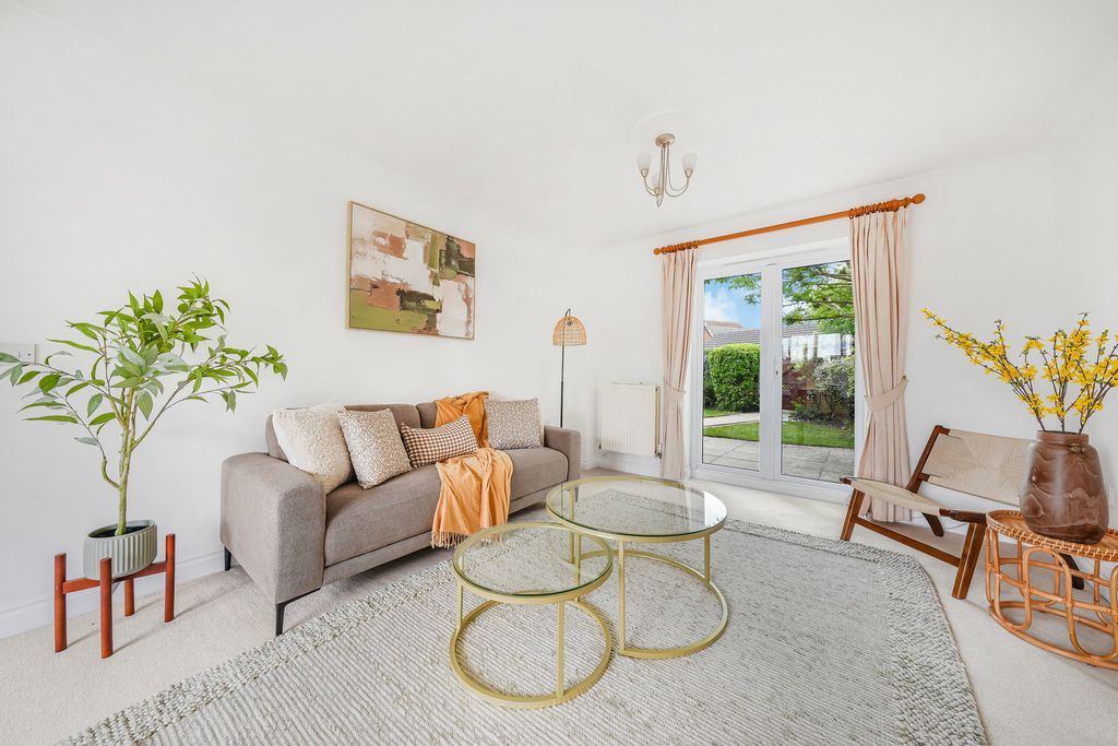 Property photo 3 of 24