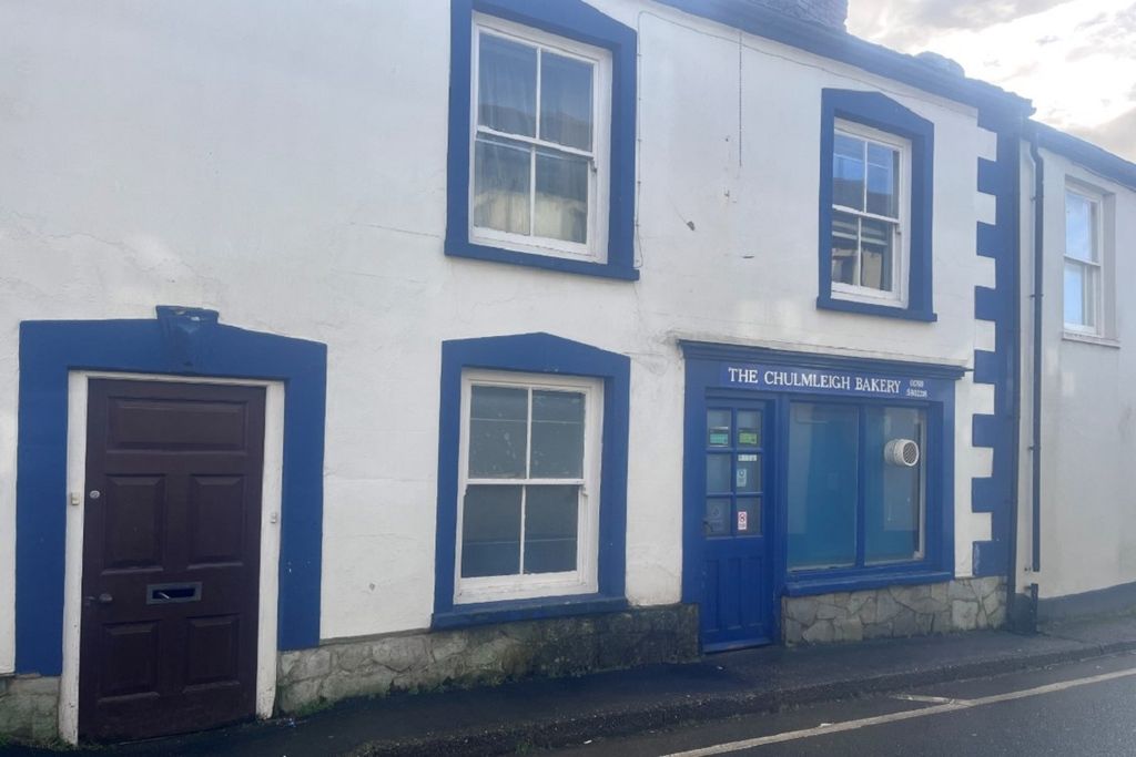 Property photo 1 of 7