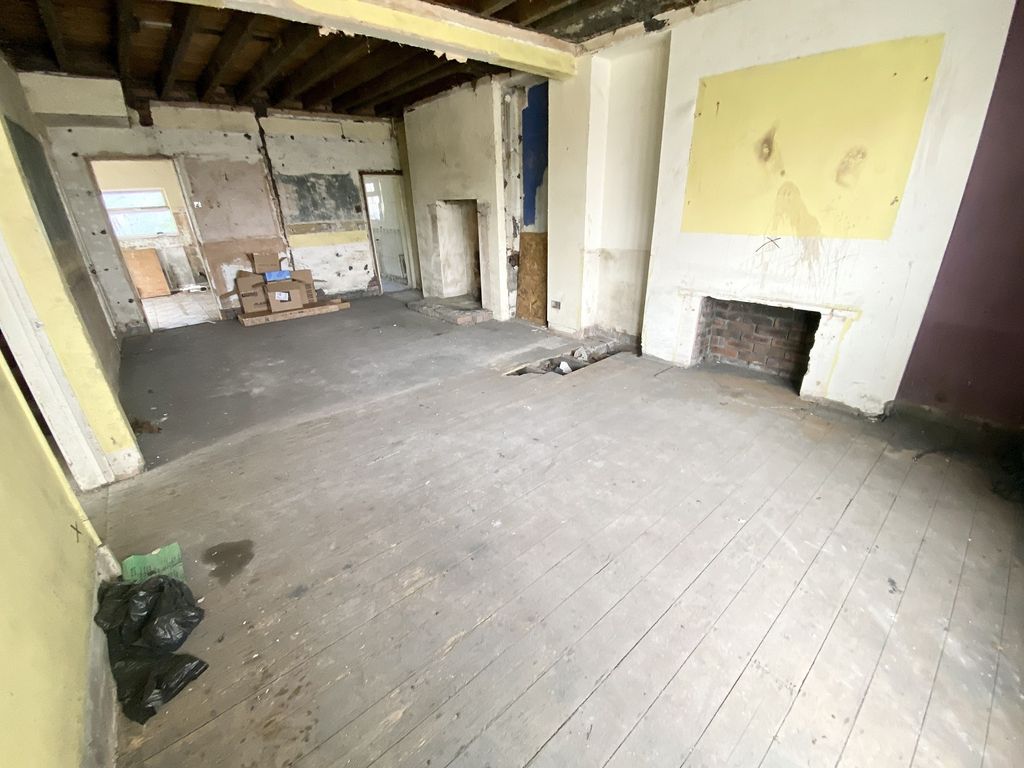 Property photo 3 of 18 Lounge-Dining Room