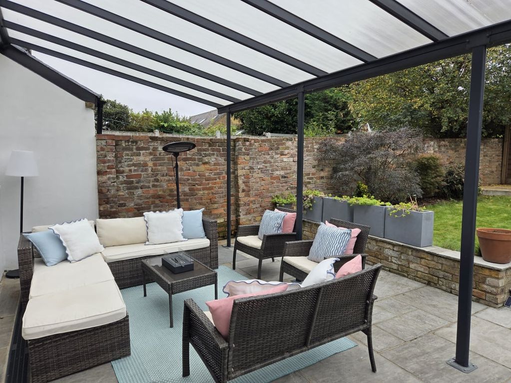 Property photo 3 of 31