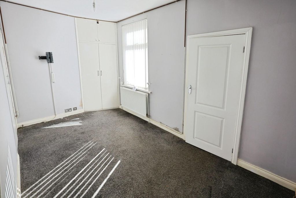 Property photo 3 of 8 Ad47E57F-Pk7A5582.Jpg