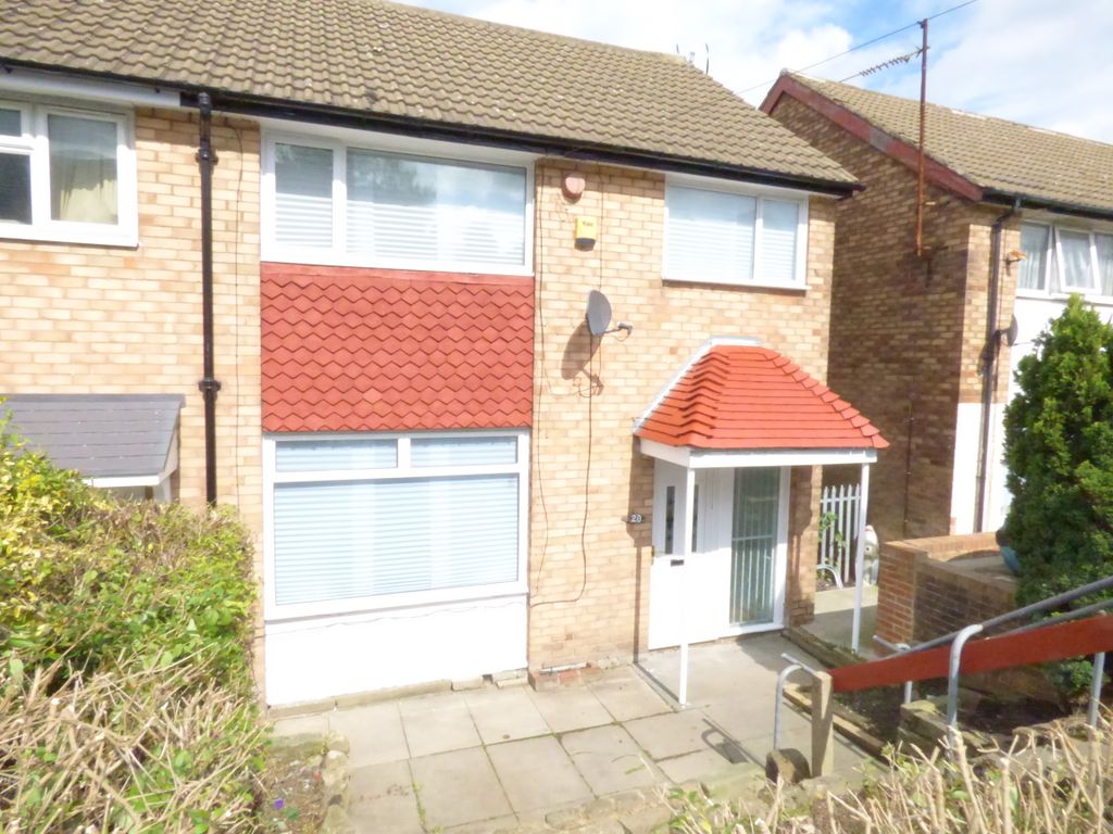 Property photo 1 of 13 P1030313