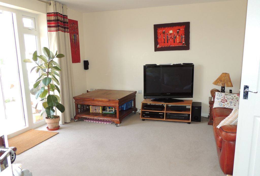 Property photo 2 of 15