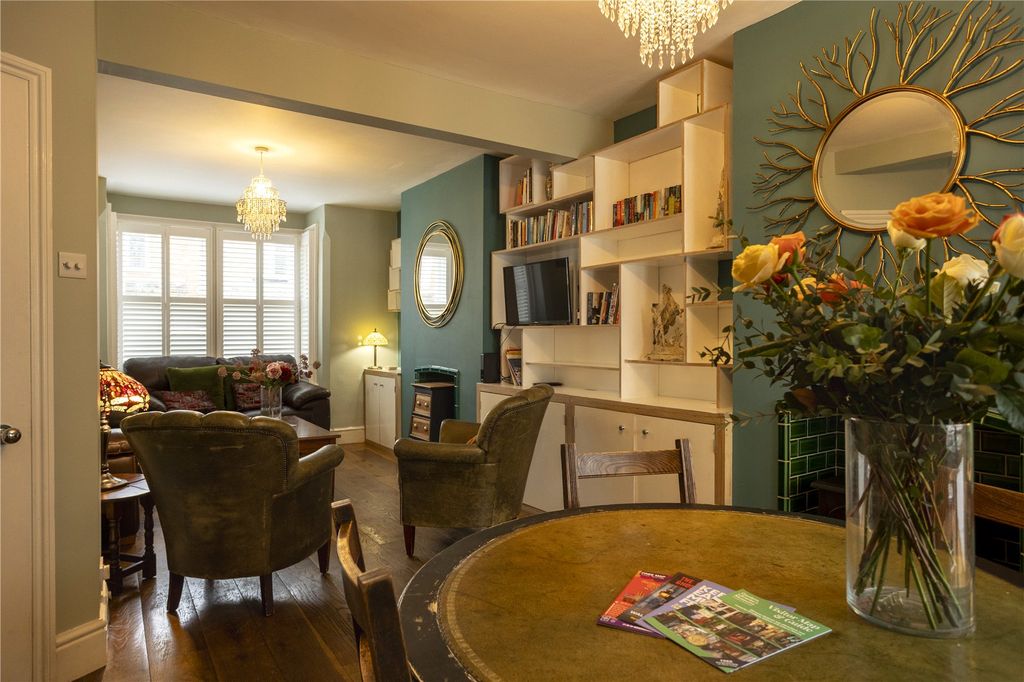 Property photo 2 of 19 Picture No. 66