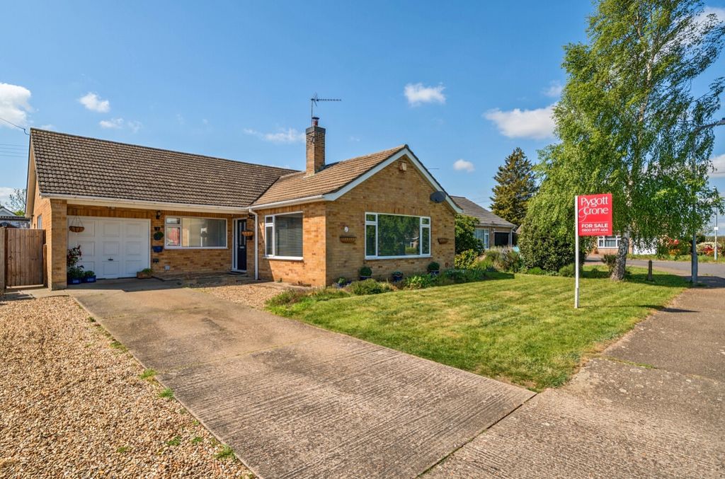 Property photo 1 of 25 1453906-19-69F0B6676Ade7
