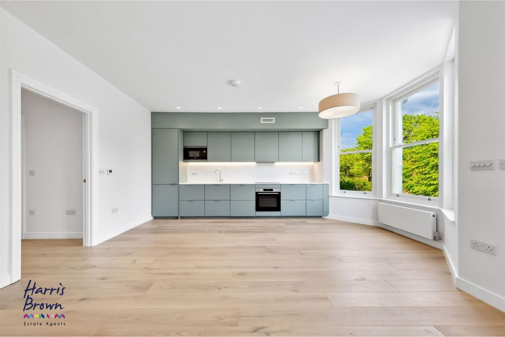 Property photo 1 of 18 33.Jpg