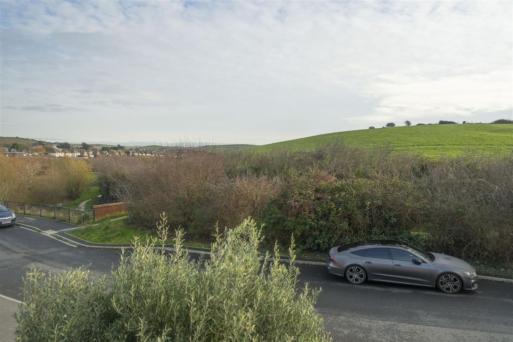 Property photo 3 of 18 Dsc08475.Jpg