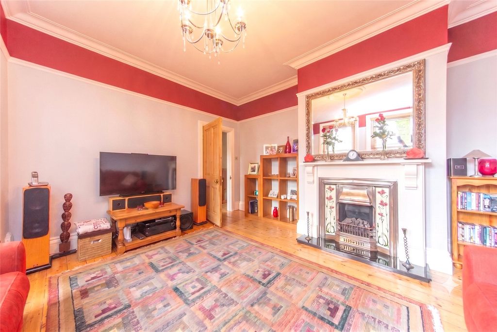 Property photo 2 of 25 Picture No. 55