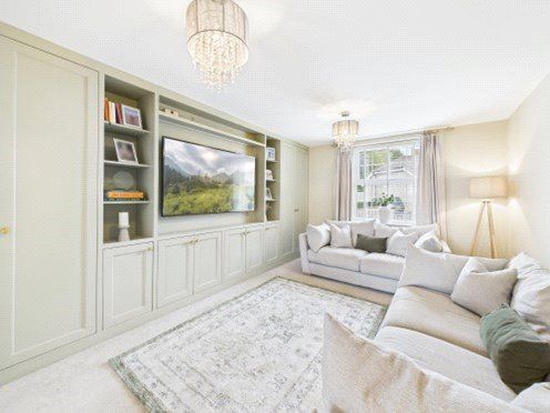 Property photo 2 of 21 Picture No. 52