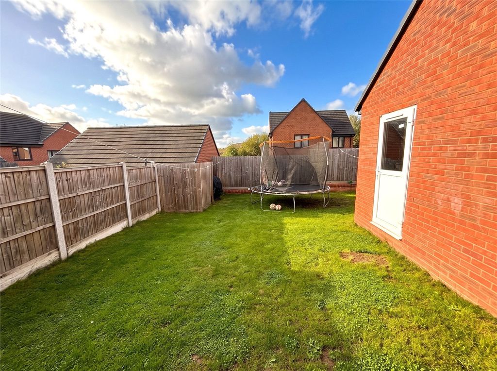 Property photo 3 of 15 Picture No. 21