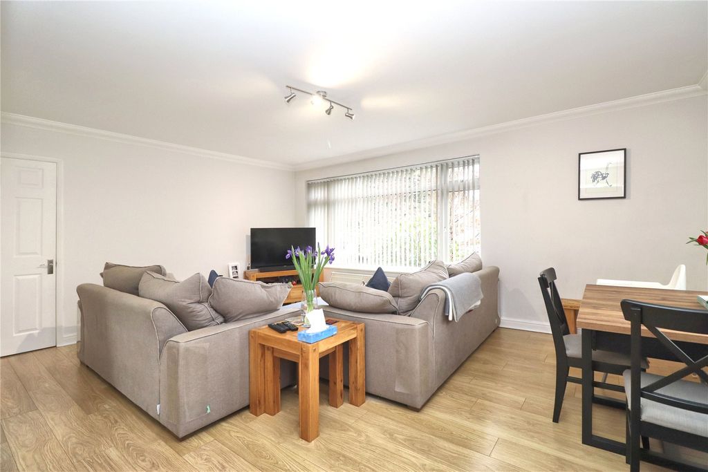 Property photo 3 of 13 Picture No. 08