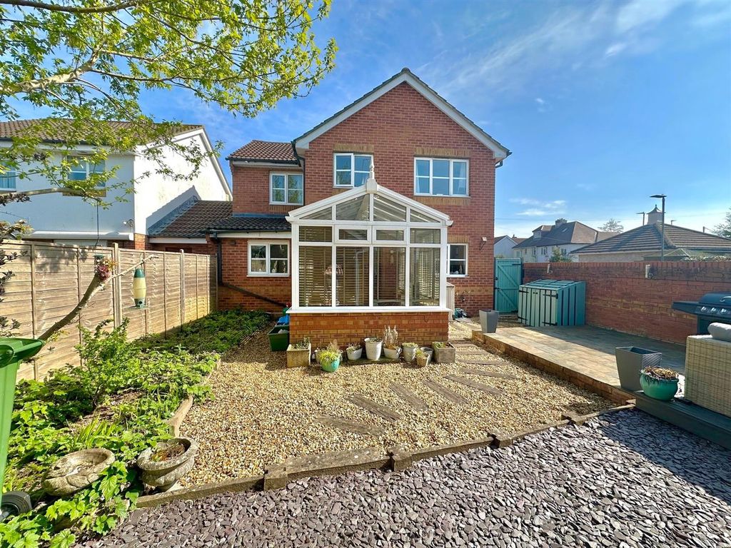 Property photo 2 of 19