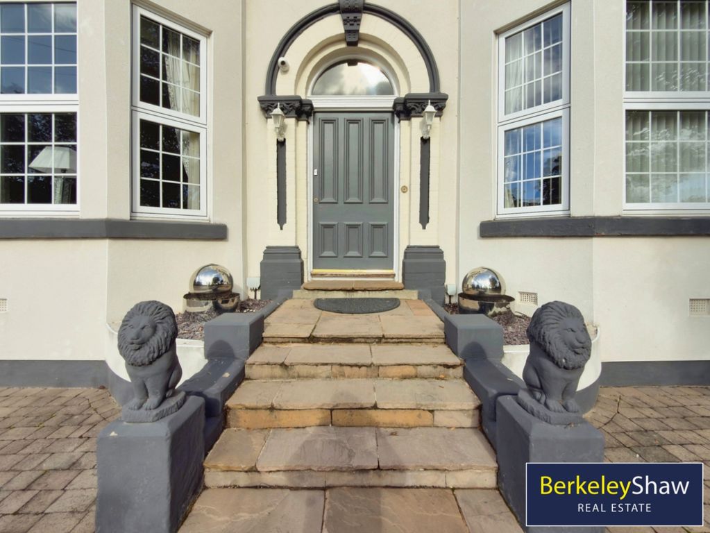 Property photo 3 of 51 Pbox-Img.Jpg