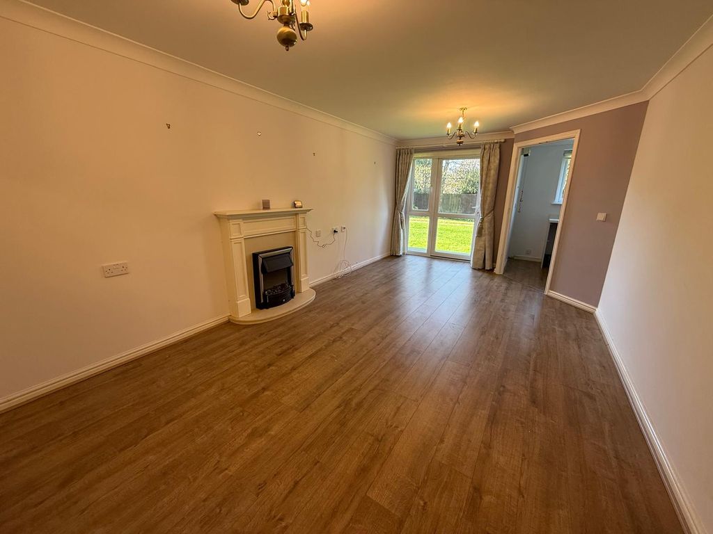 Property photo 3 of 6