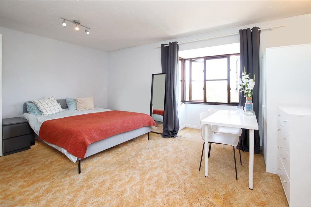Property photo 2 of 15 Img_5210Dp.Jpg