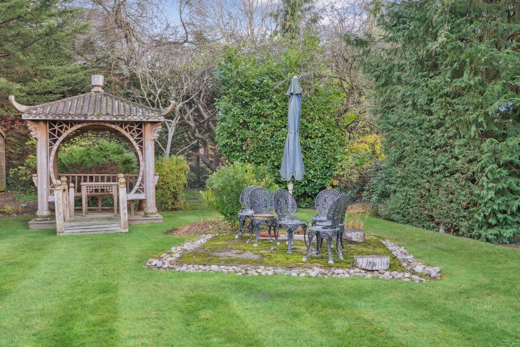 Additional image 12 of 7 bed detached house for saleThe Avenue, Hatch End, Pinner HA5
