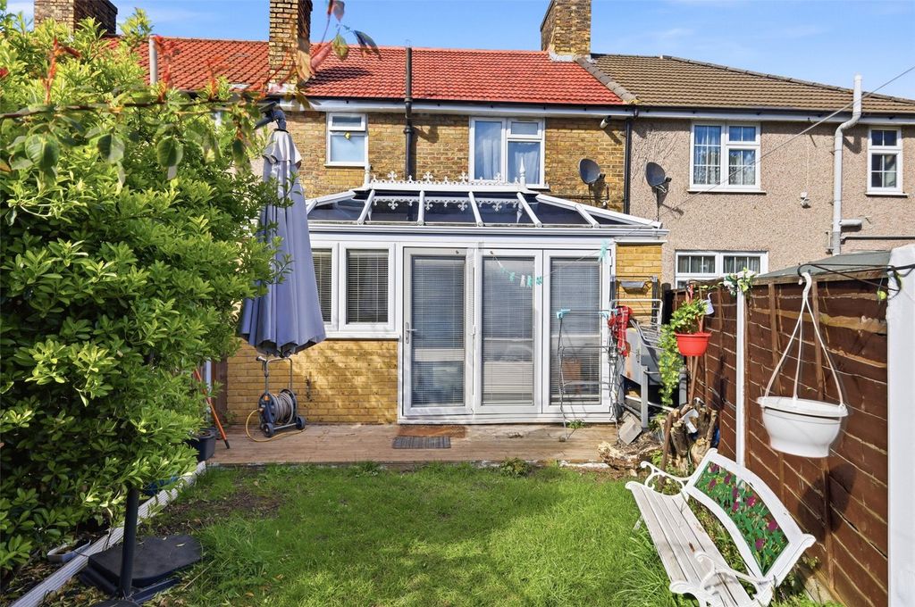 Additional image 16 of 2 bed detached house to rentJoan Road, Dagenham RM8