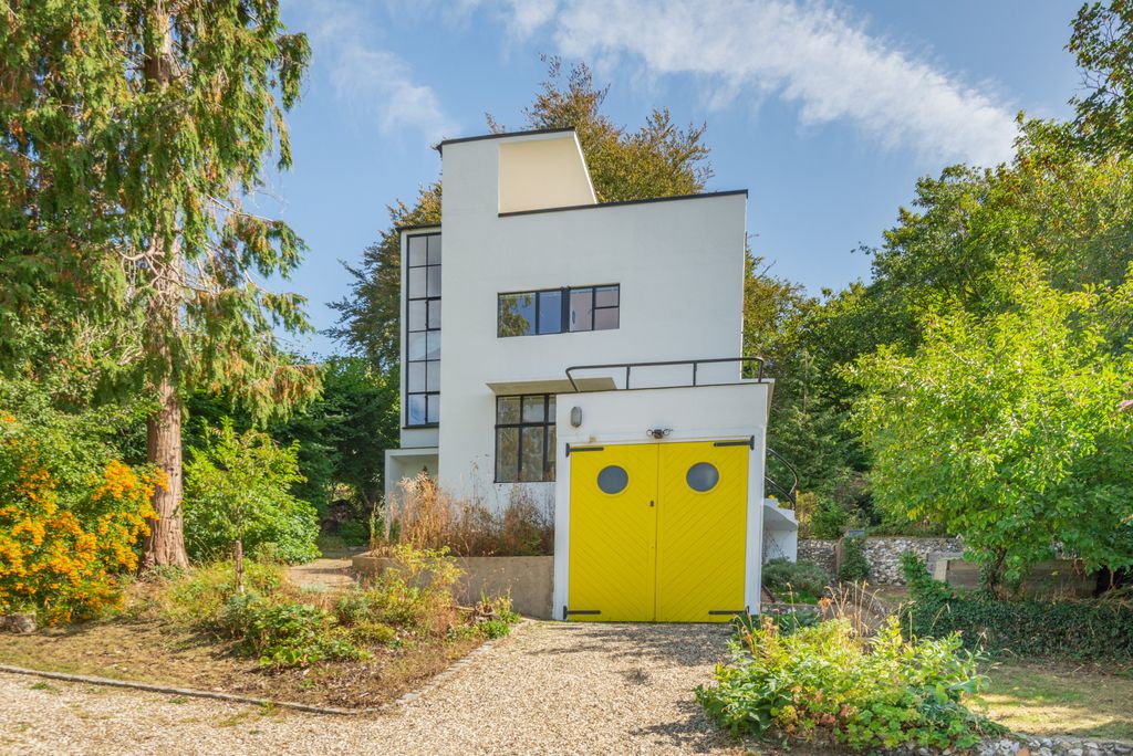 Property photo 1 of 17 Picture No. 04