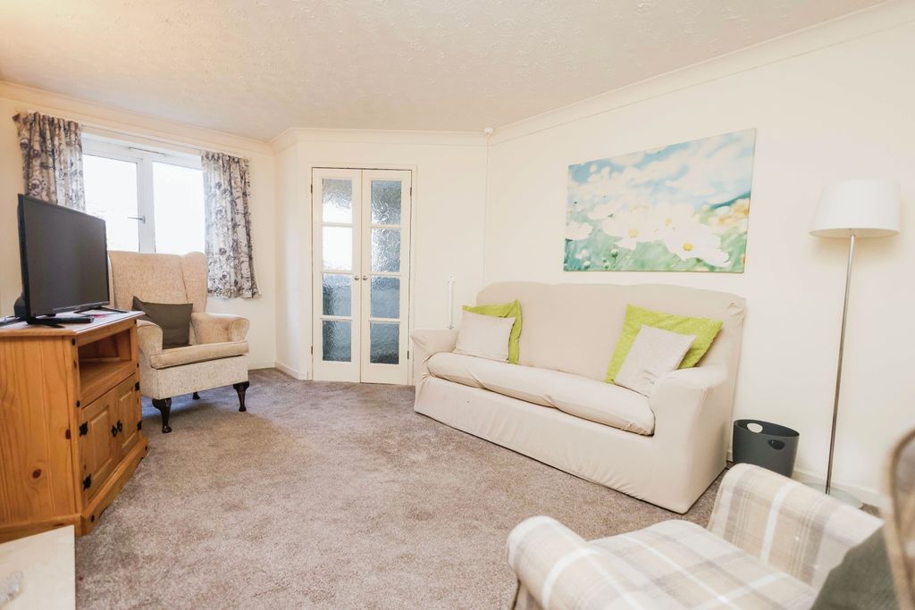 Property photo 2 of 17 Photography