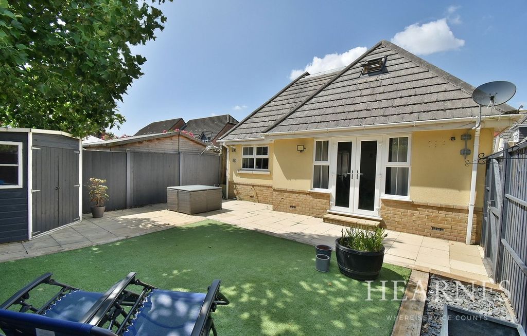 Property photo 1 of 16