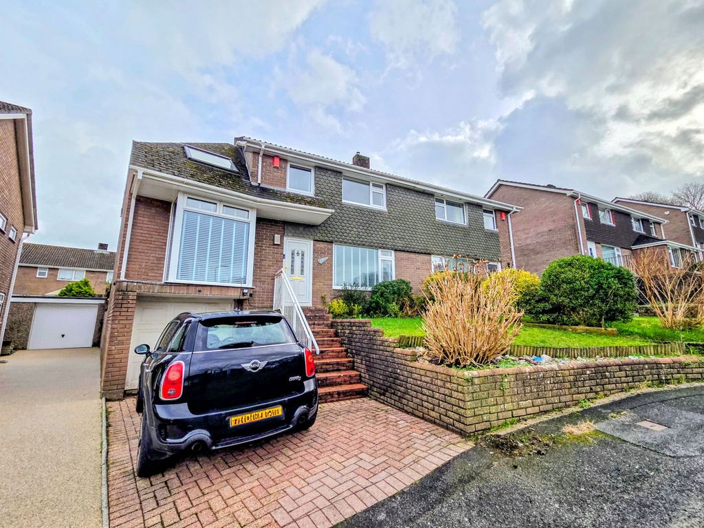 Property photo 1 of 21