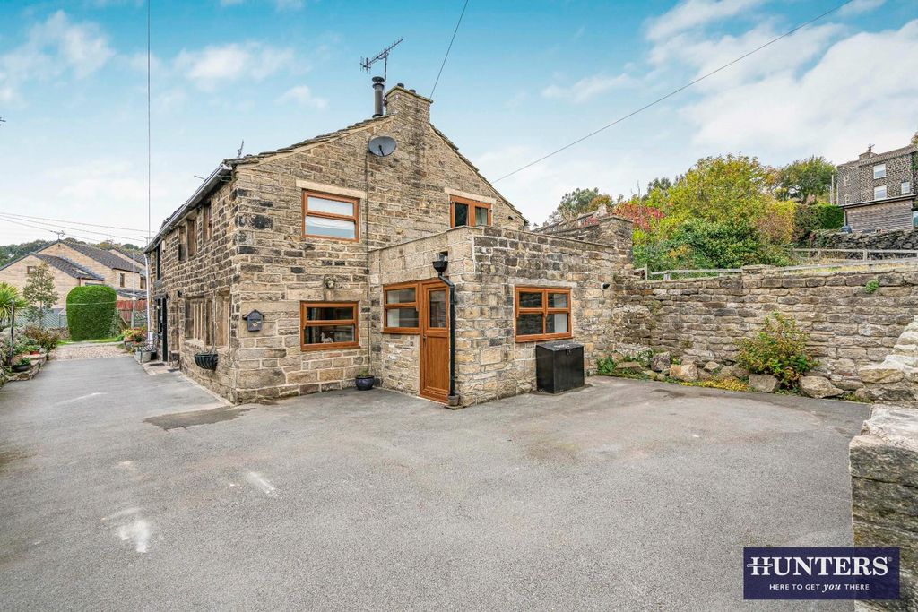 Property photo 2 of 26 3_65125_Watermarked.Jpg