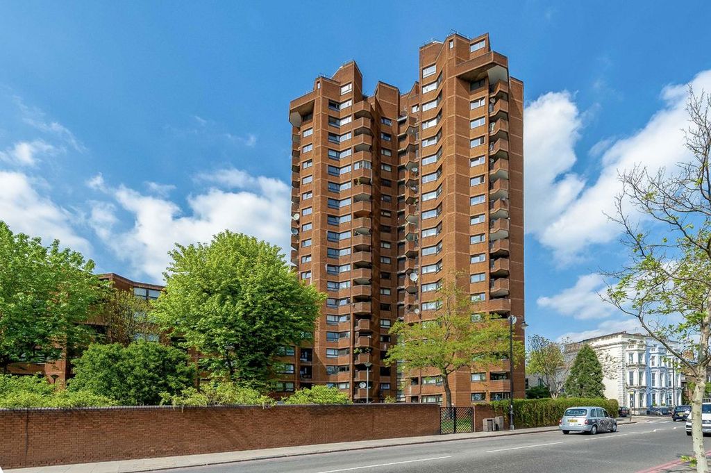 Property photo 1 of 4