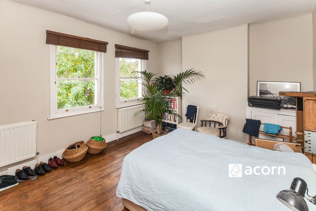 Property photo 3 of 10 19557018-26A8-F01...
