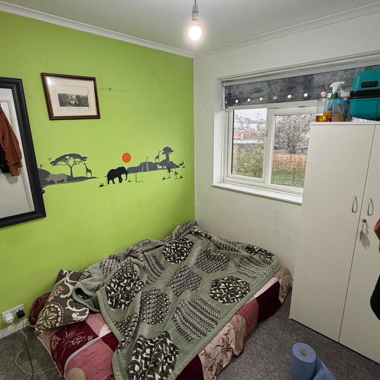 Property photo 3 of 9 Gallery