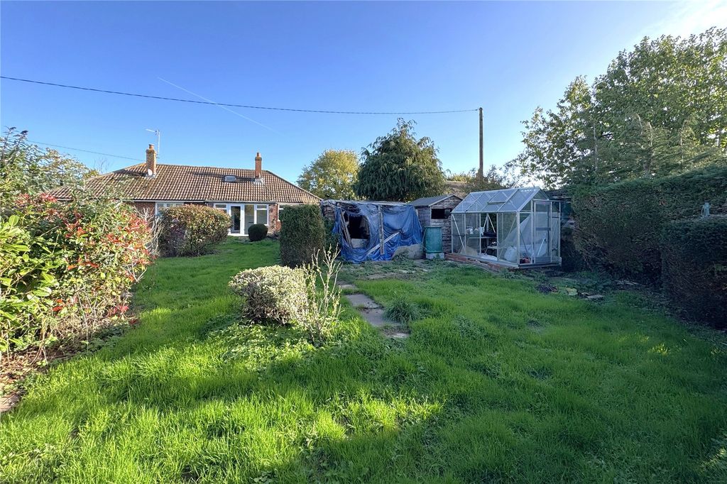 Property photo 2 of 13 Picture No. 11