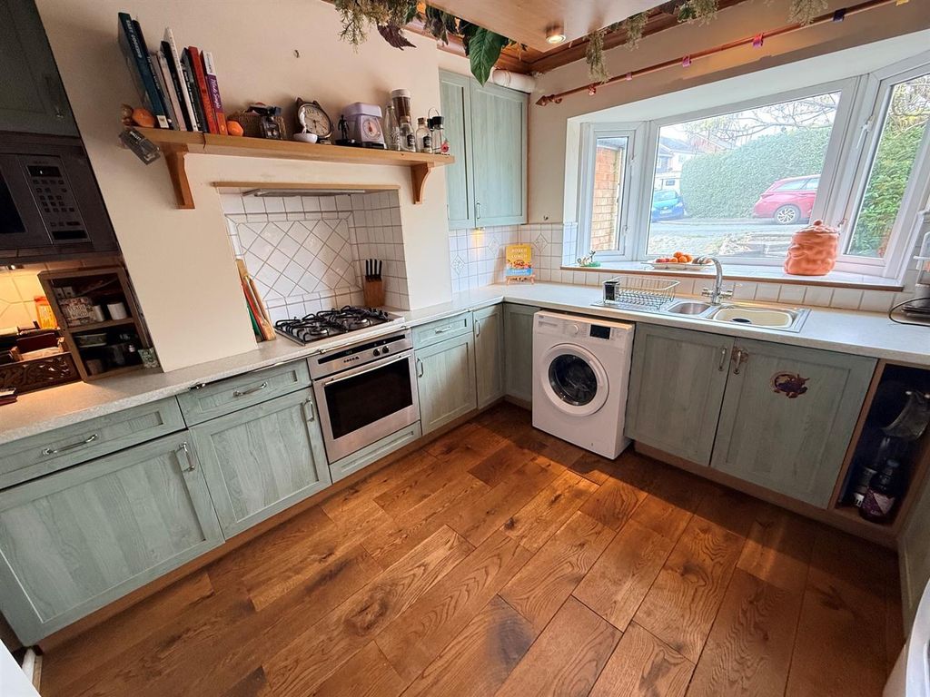 Property photo 3 of 17